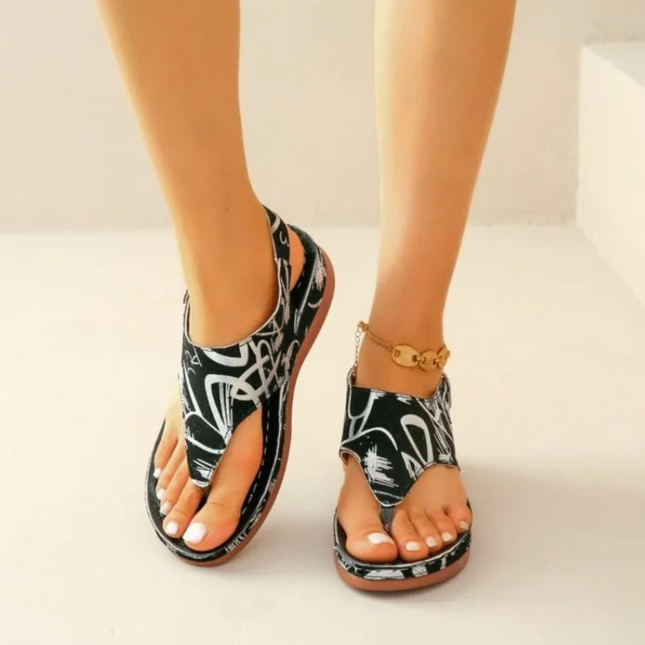 OrthoStep™ - Se godt ud og føl dig godt tilpas denne sommer med denne ortopædiske sandal