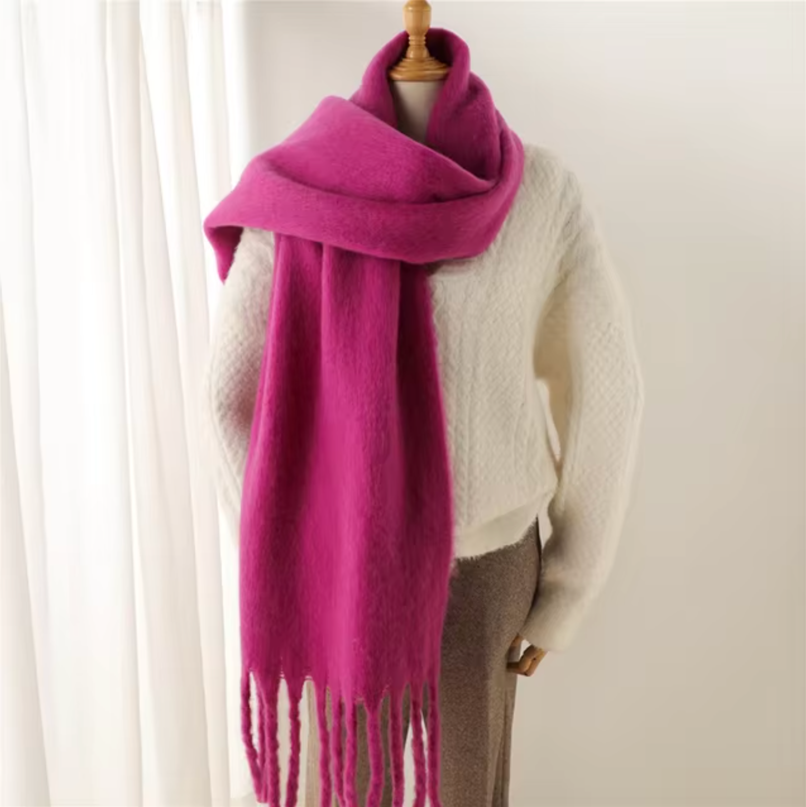 Heidi Mode winter scarf – soft cashmere-look scarf with fringes and elegant design