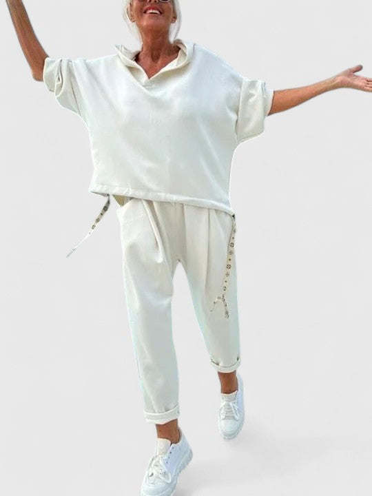 Clara | Comfortable Hooded Sweatshirt Set