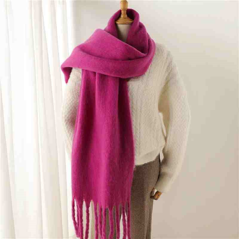 Flowy Scarf – Elegance and Warmth for Winter