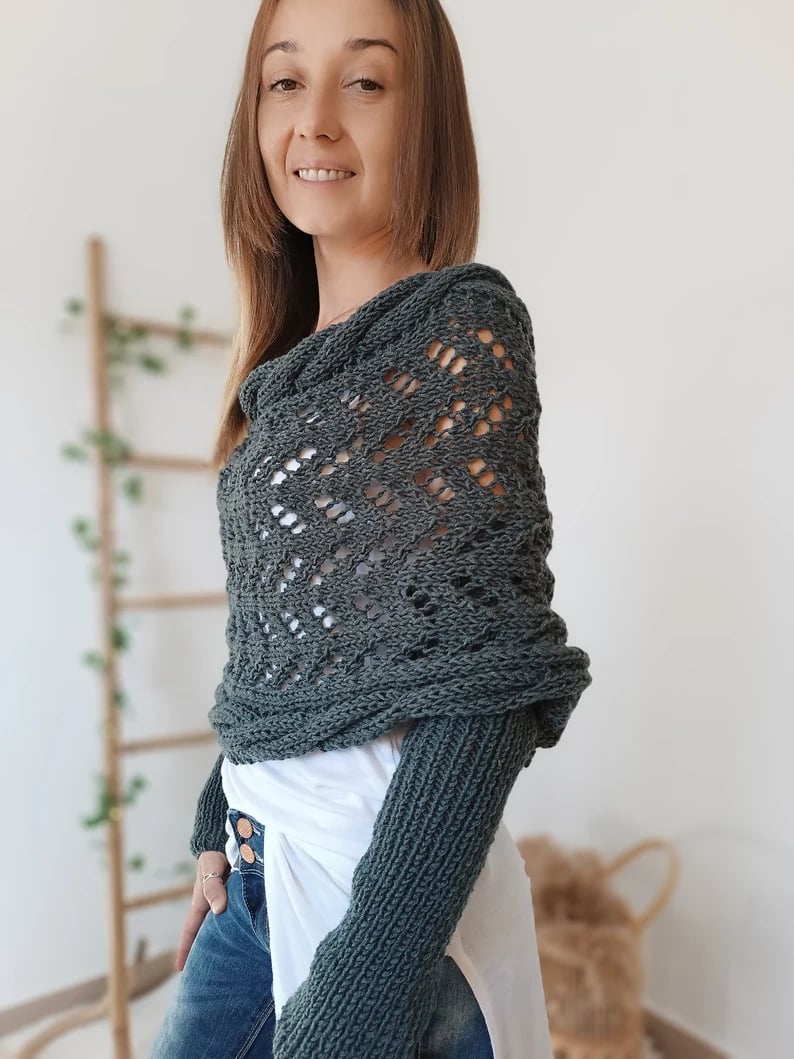 Nomine Snuggly Knitted Scarf with Sleeves