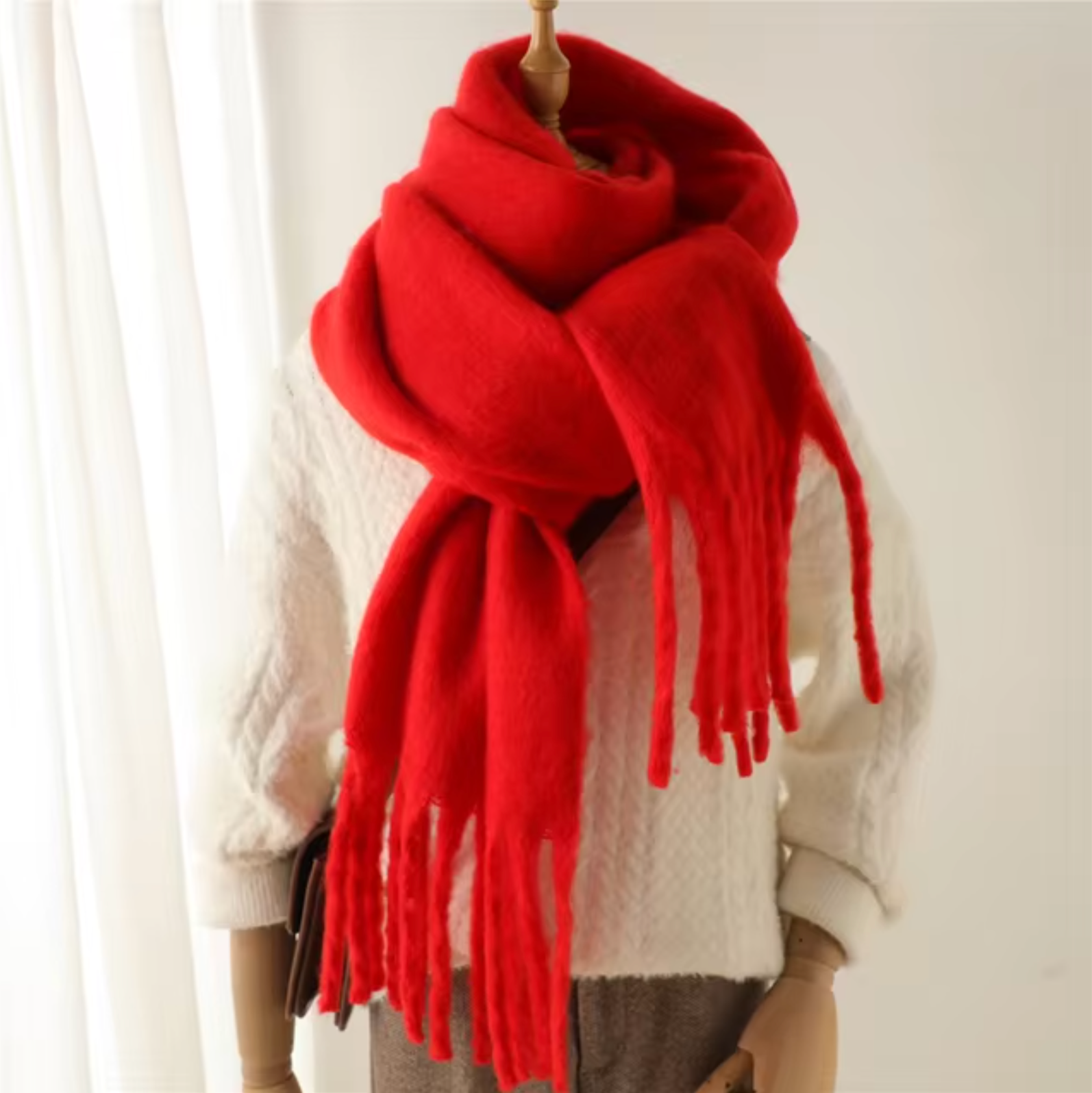 Heidi Mode winter scarf – soft cashmere-look scarf with fringes and elegant design