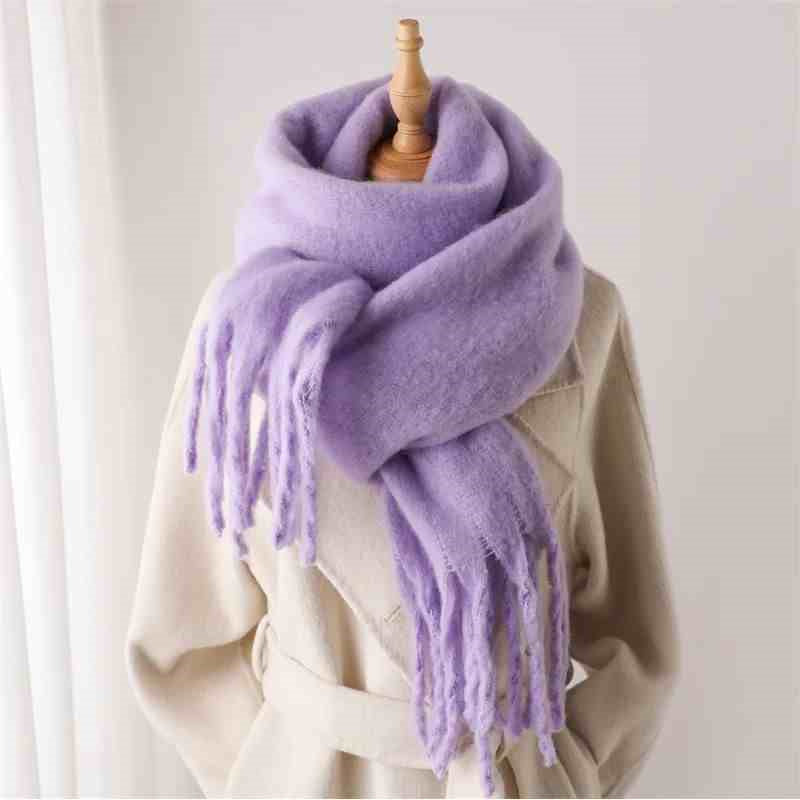 Flowy Scarf – Elegance and Warmth for Winter
