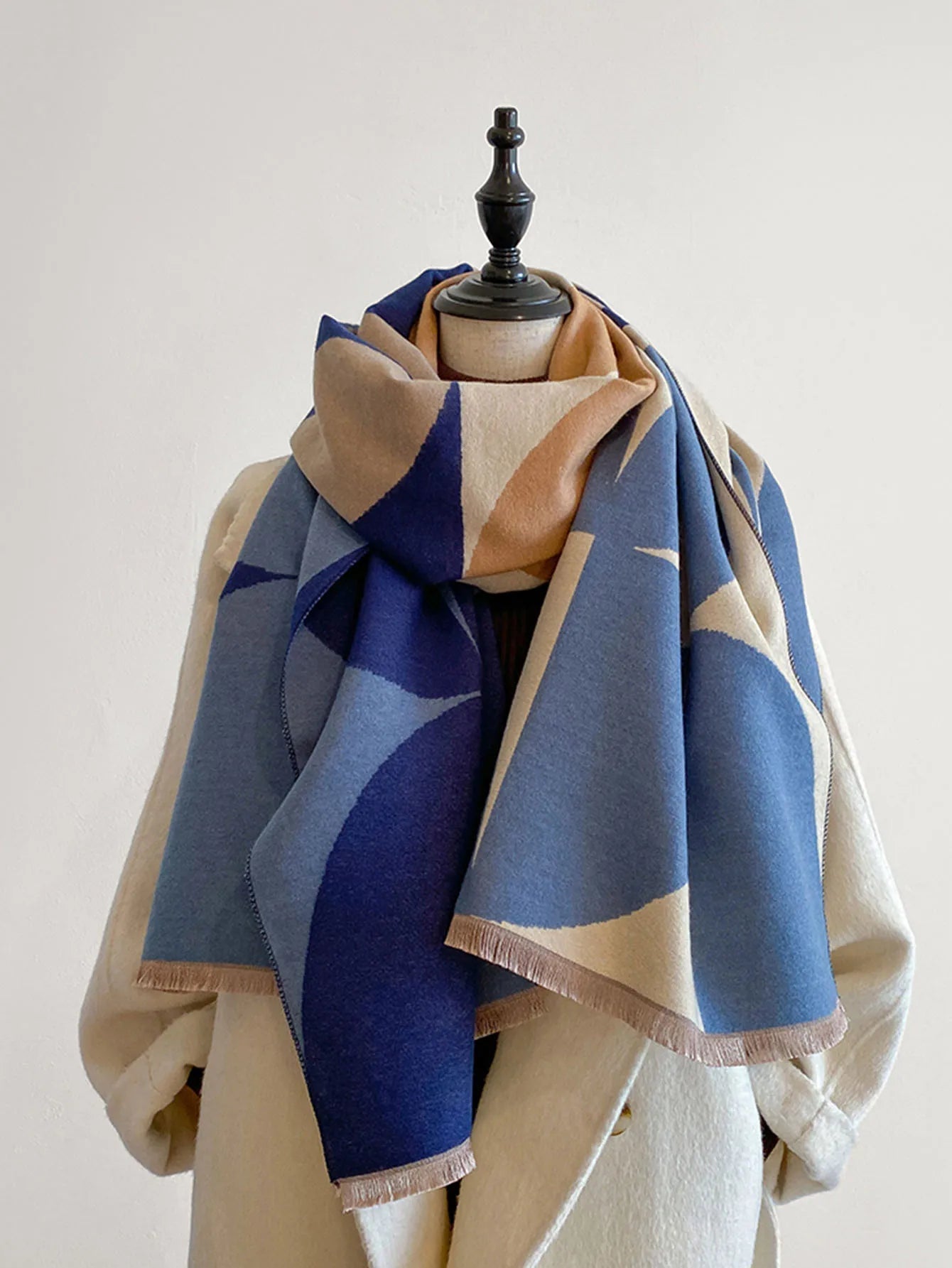 Reversible Cashmere Scarf for Women – Soft Warm Winter Scarf Two-Sided